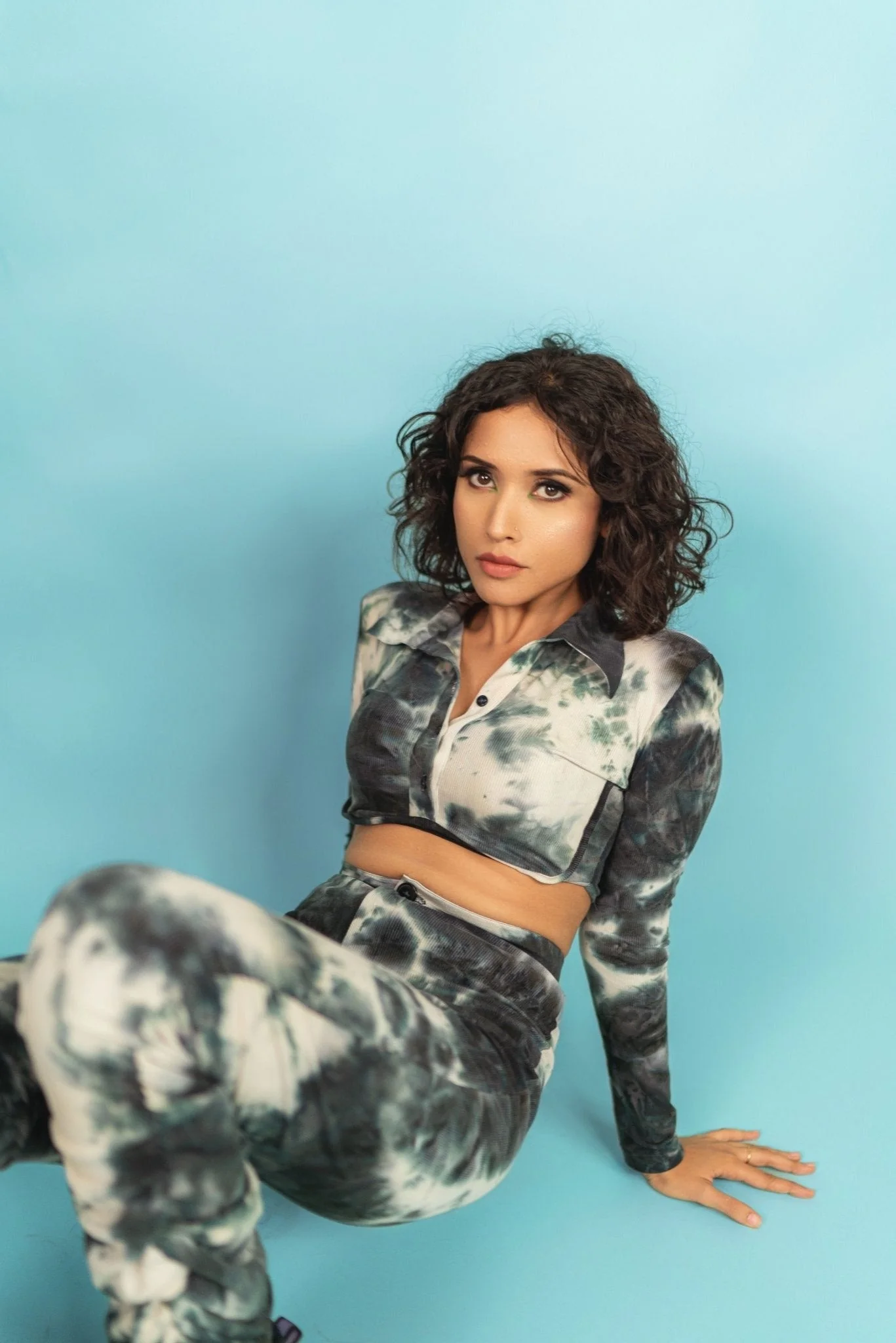 Black Tie-Dye Half Placket Top with Gathered Hem Pants Coord Set